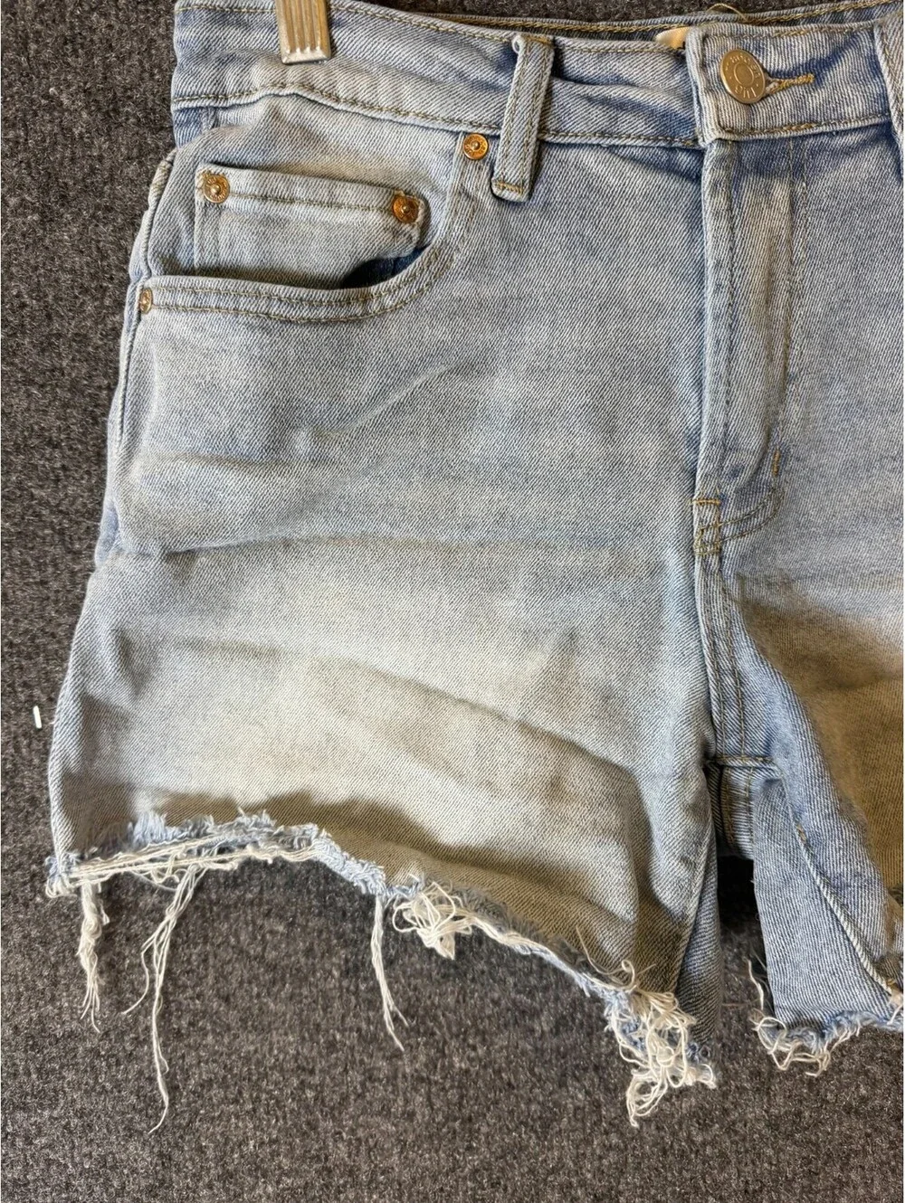 Madden Girl High Rise Cutoff Denim Shorts Light Wash Frayed Hem Size 7